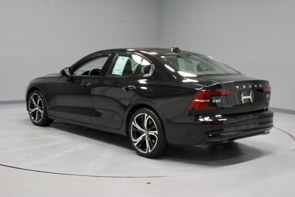 2024 Volvo S60 B5 Plus Dark Theme