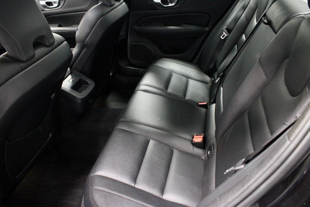 2024 Volvo S60 B5 Plus Dark Theme