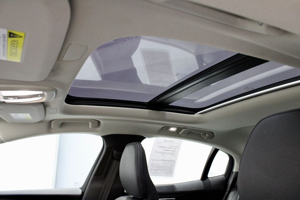 2024 Volvo S60 B5 Plus Dark Theme
