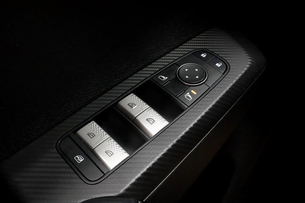 2024 Mitsubishi Outlander ES