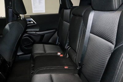 2024 Mitsubishi Outlander ES