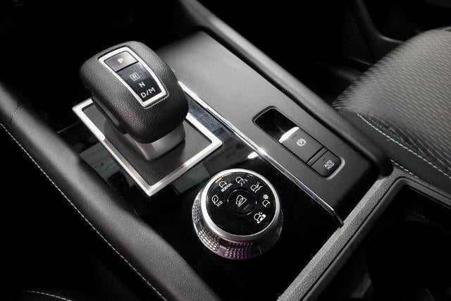 2024 Mitsubishi Outlander ES