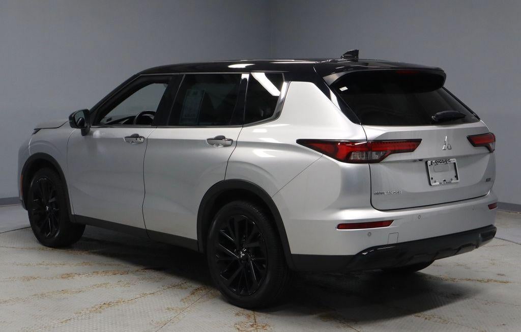 2023 Mitsubishi Outlander SEL Black Edition