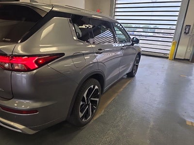 2023 Mitsubishi Outlander SEL