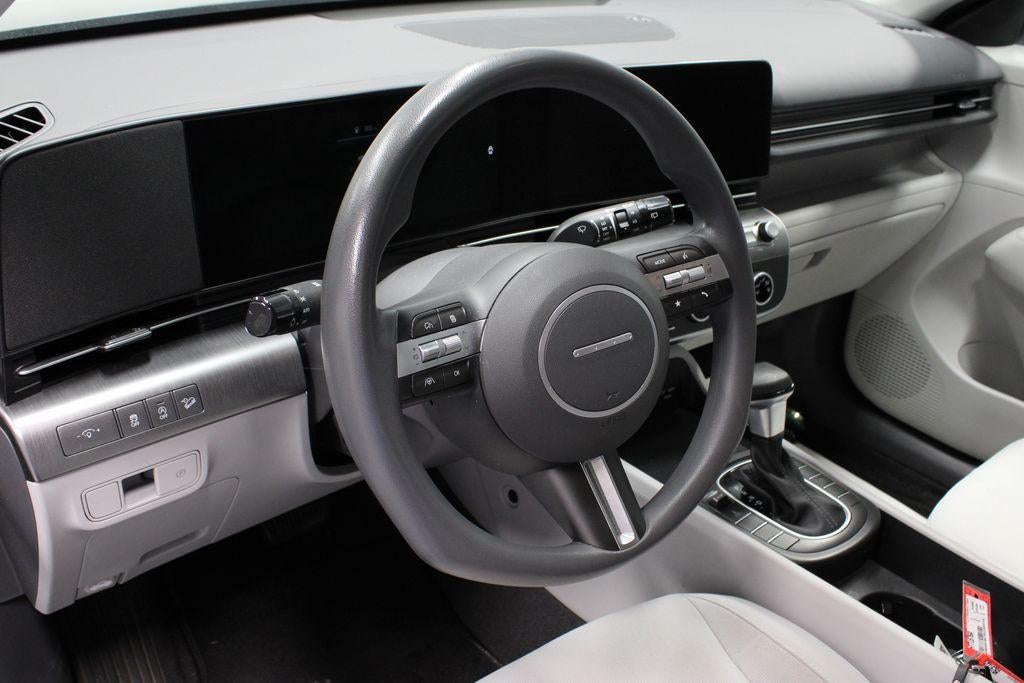 2024 Hyundai KONA SE