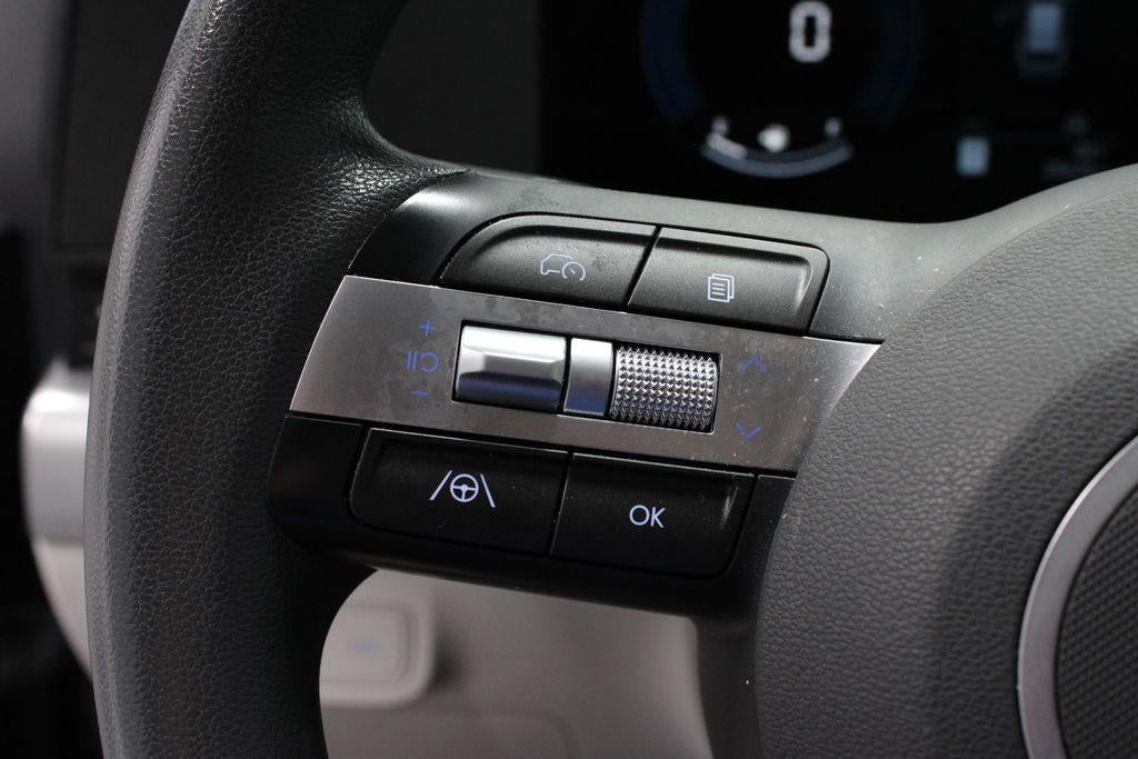 2024 Hyundai KONA SE