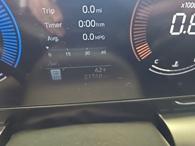 2024 Hyundai KONA SEL