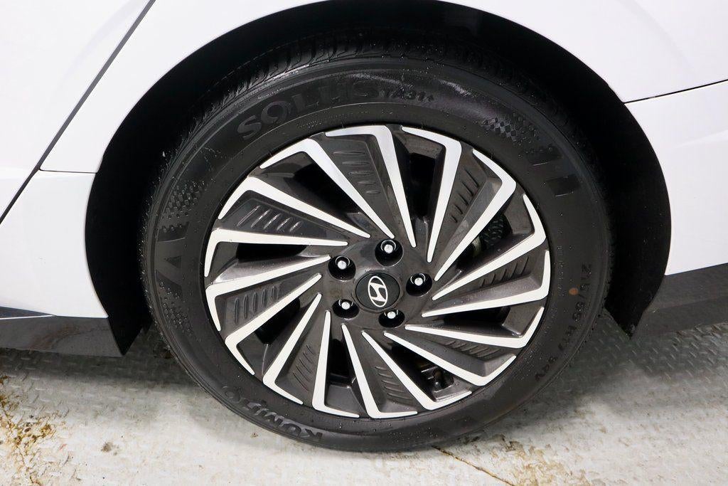 2025 Hyundai SONATA Hybrid SEL