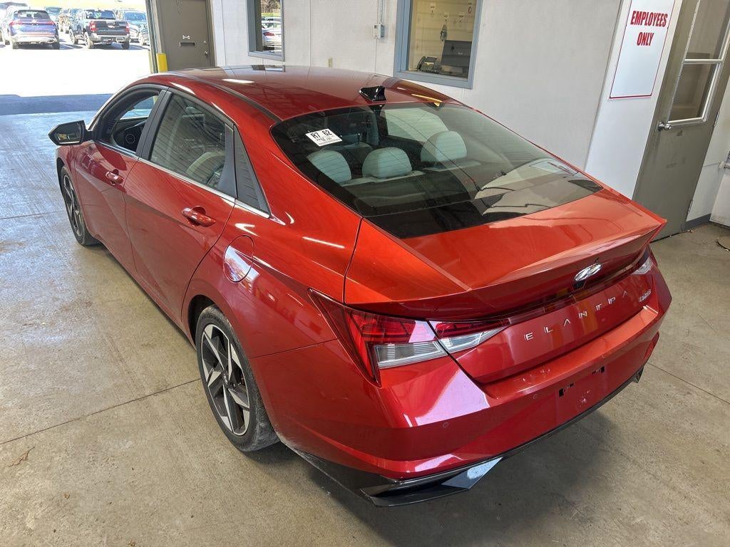 2022 Hyundai ELANTRA Limited