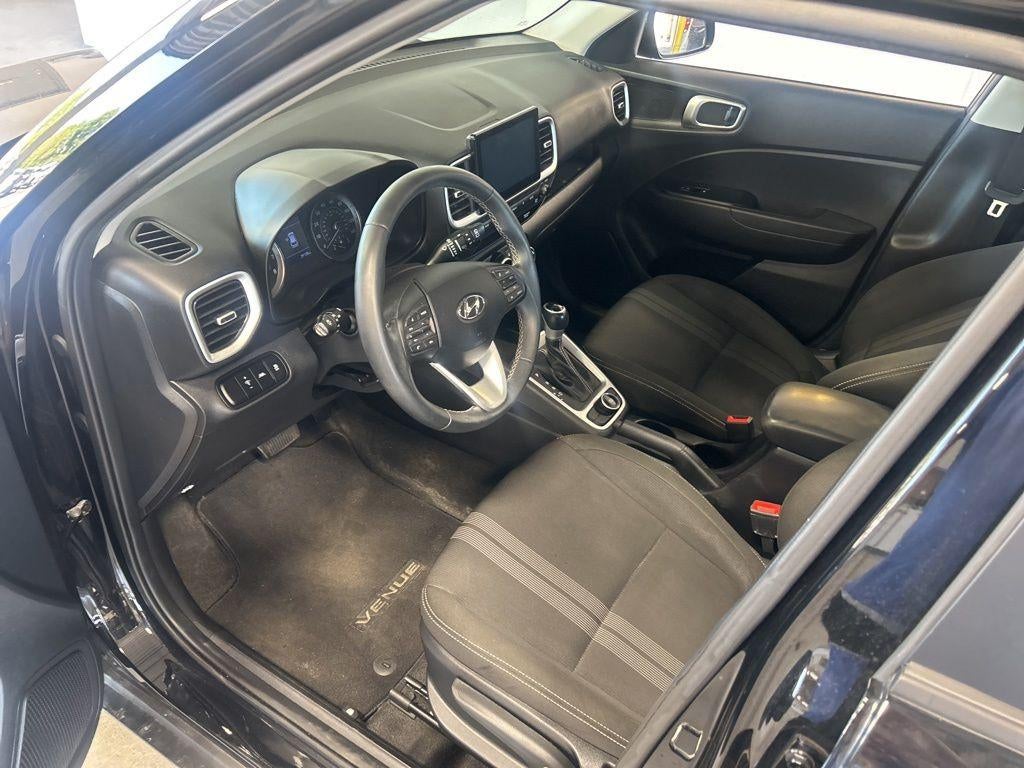 2021 Hyundai VENUE SEL