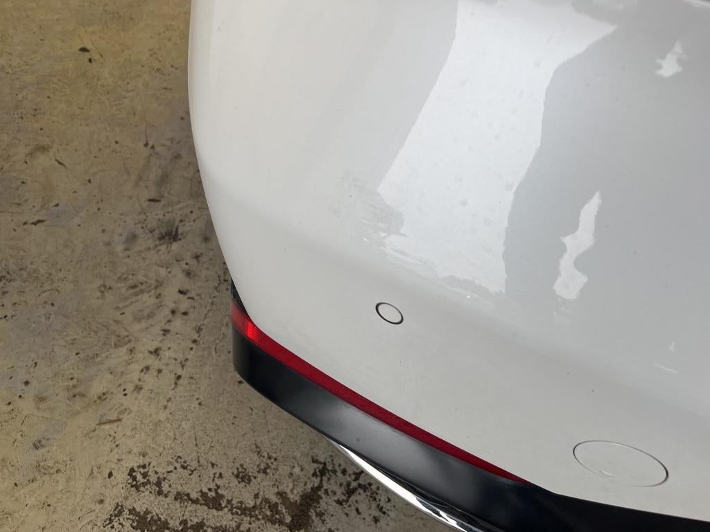 2022 Genesis G70 2.0T