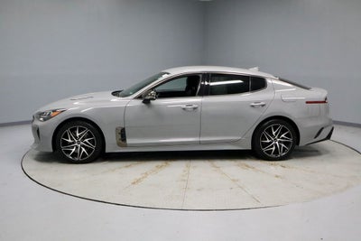 2022 Kia Stinger GT-Line