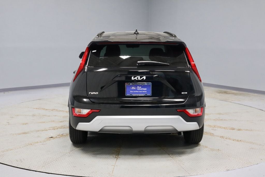 2023 Kia Niro LX