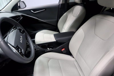 2025 Kia Niro EX Touring