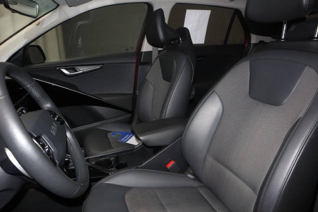 2023 Kia Niro EX Touring