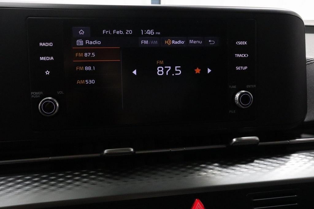 2024 Kia Carnival LX