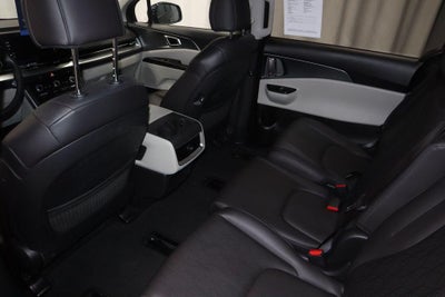 2024 Kia Carnival LX Seat Package