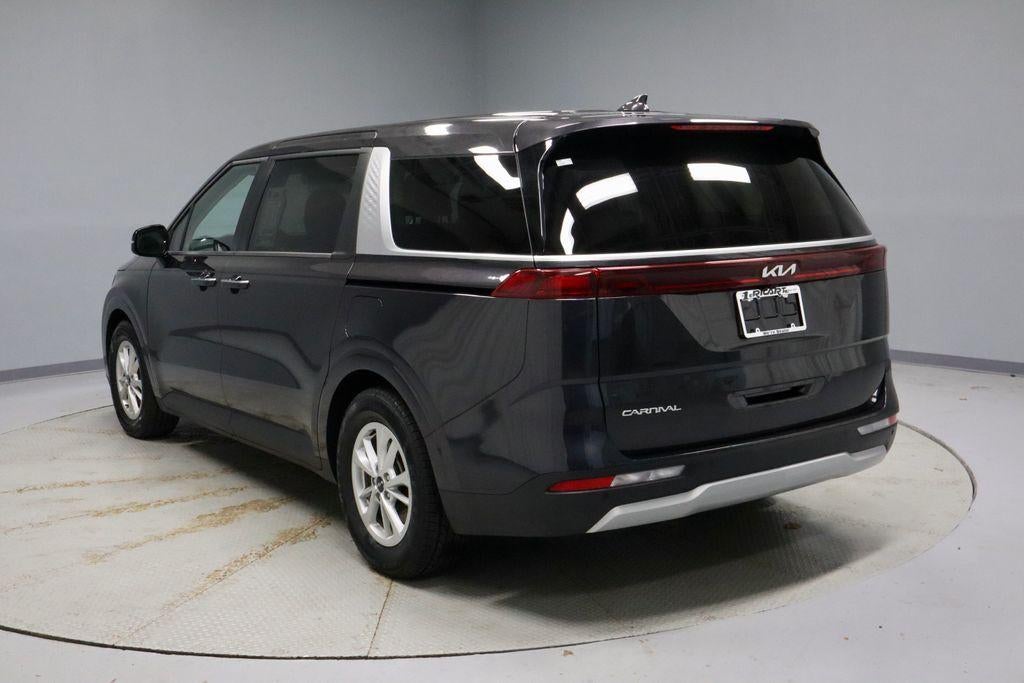2024 Kia Carnival LX Seat Package