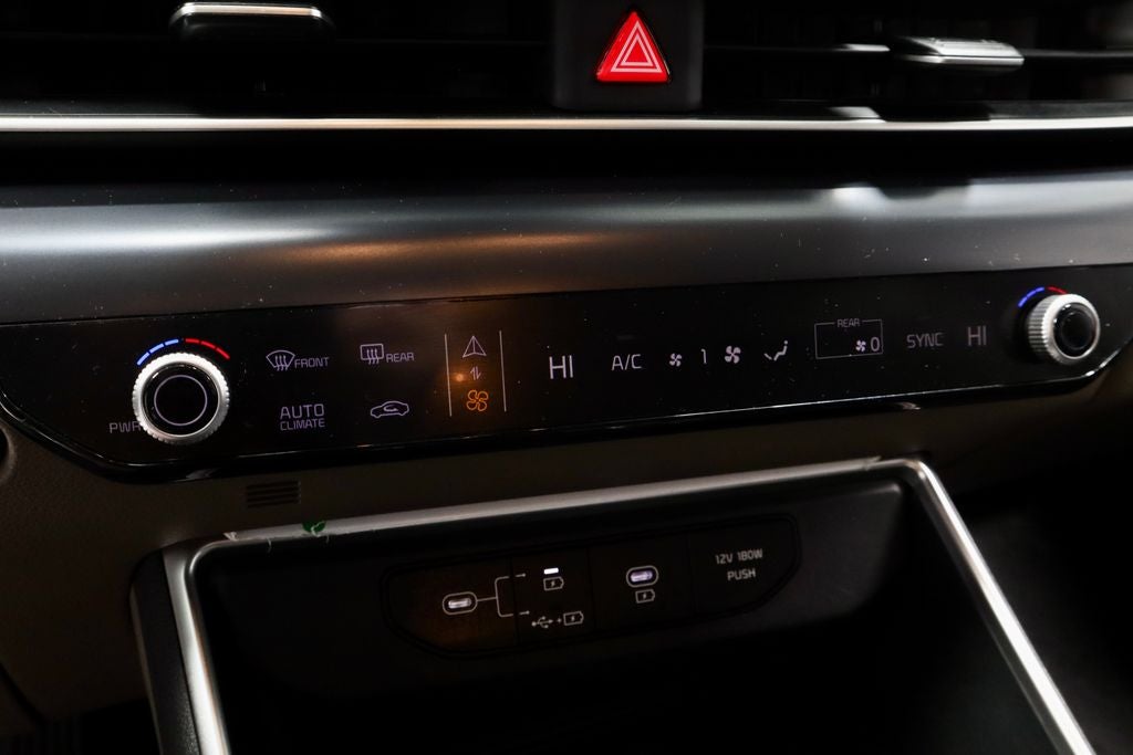 2025 Kia Carnival LXS