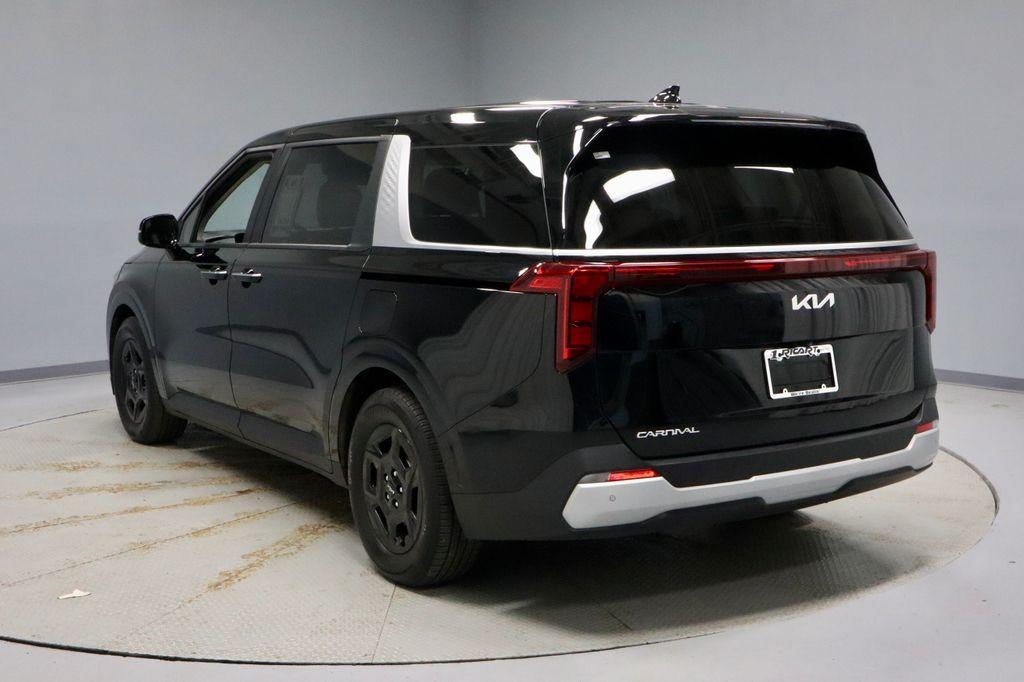 2025 Kia Carnival LXS