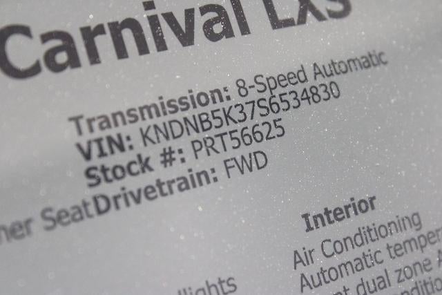 2025 Kia Carnival LXS
