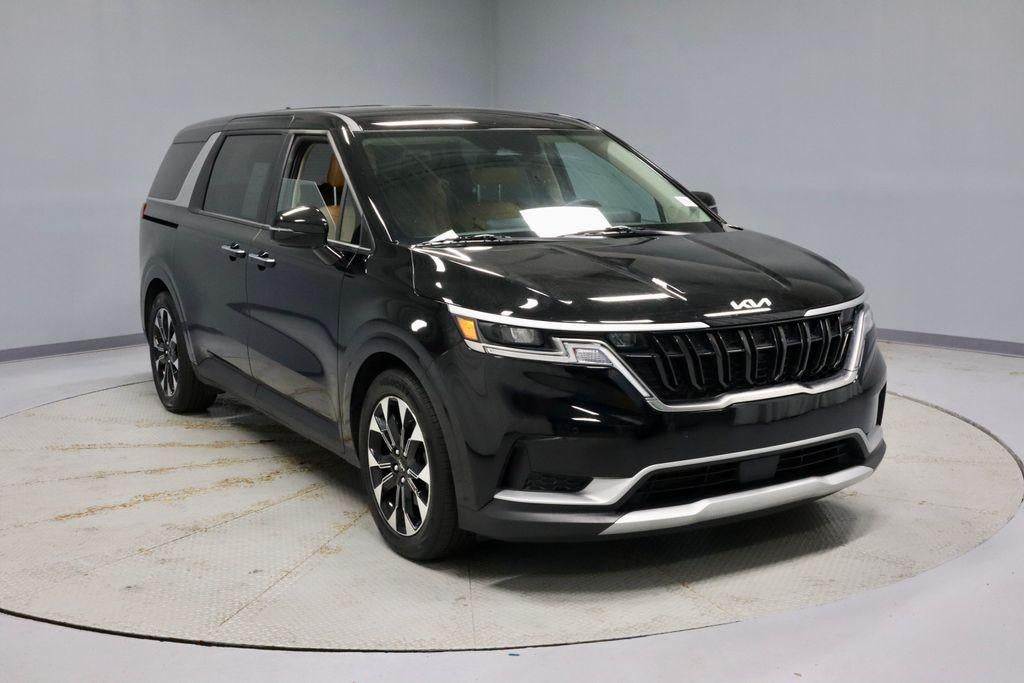 2024 Kia Carnival EX