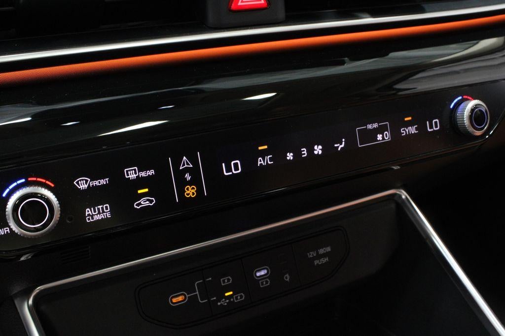 2025 Kia Carnival SX Prestige