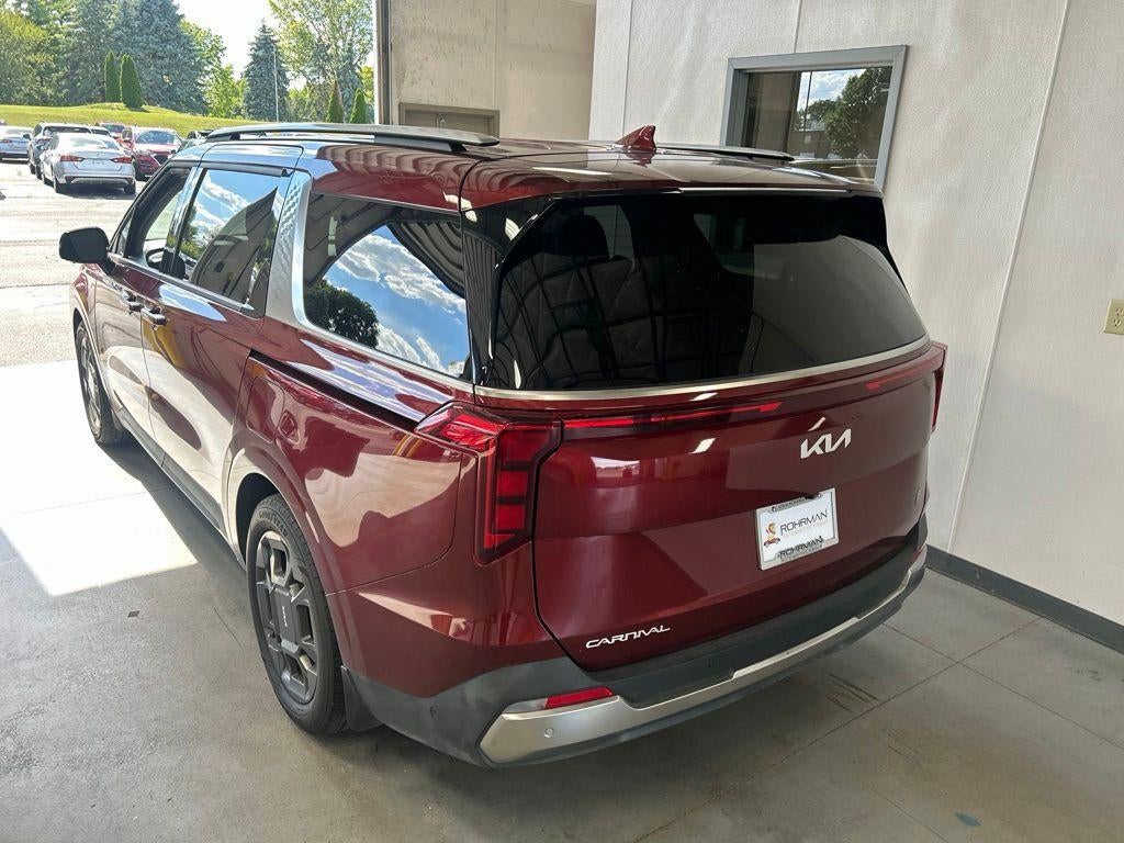 2025 Kia Carnival SX