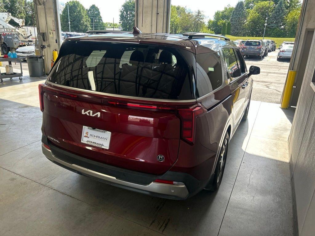 2025 Kia Carnival SX