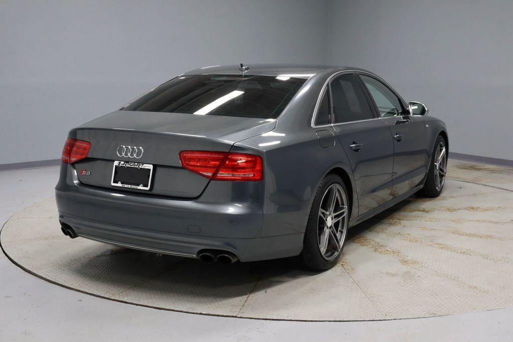 2013 Audi S8 4.0T