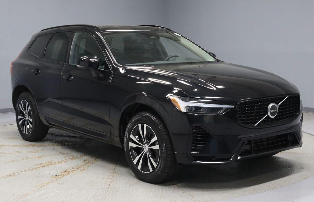2024 Volvo XC60 Recharge Plug-In Hybrid T8 Plus Dark Theme