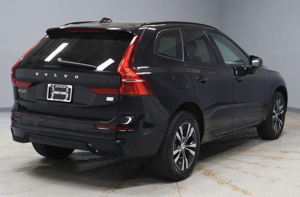 2024 Volvo XC60 Recharge Plug-In Hybrid T8 Plus Dark Theme