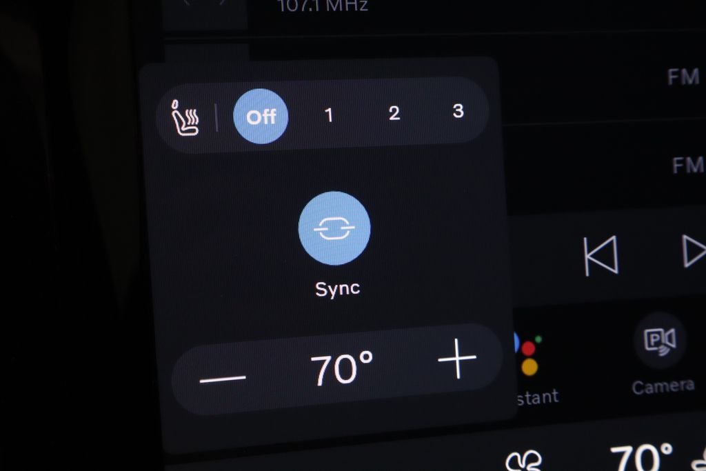 2024 Volvo XC60 Recharge Plug-In Hybrid T8 Plus Dark Theme
