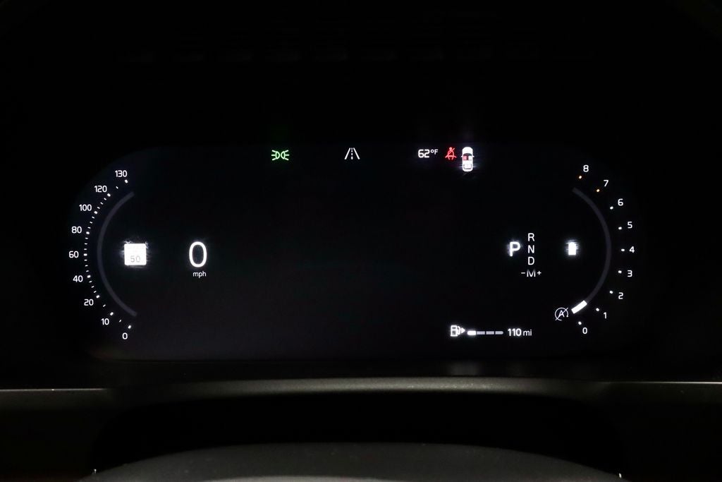 2025 Volvo XC90 B5 Plus