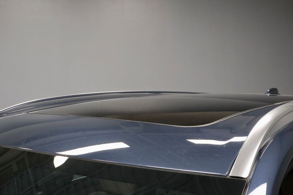 2025 Volvo XC90 B5 Plus